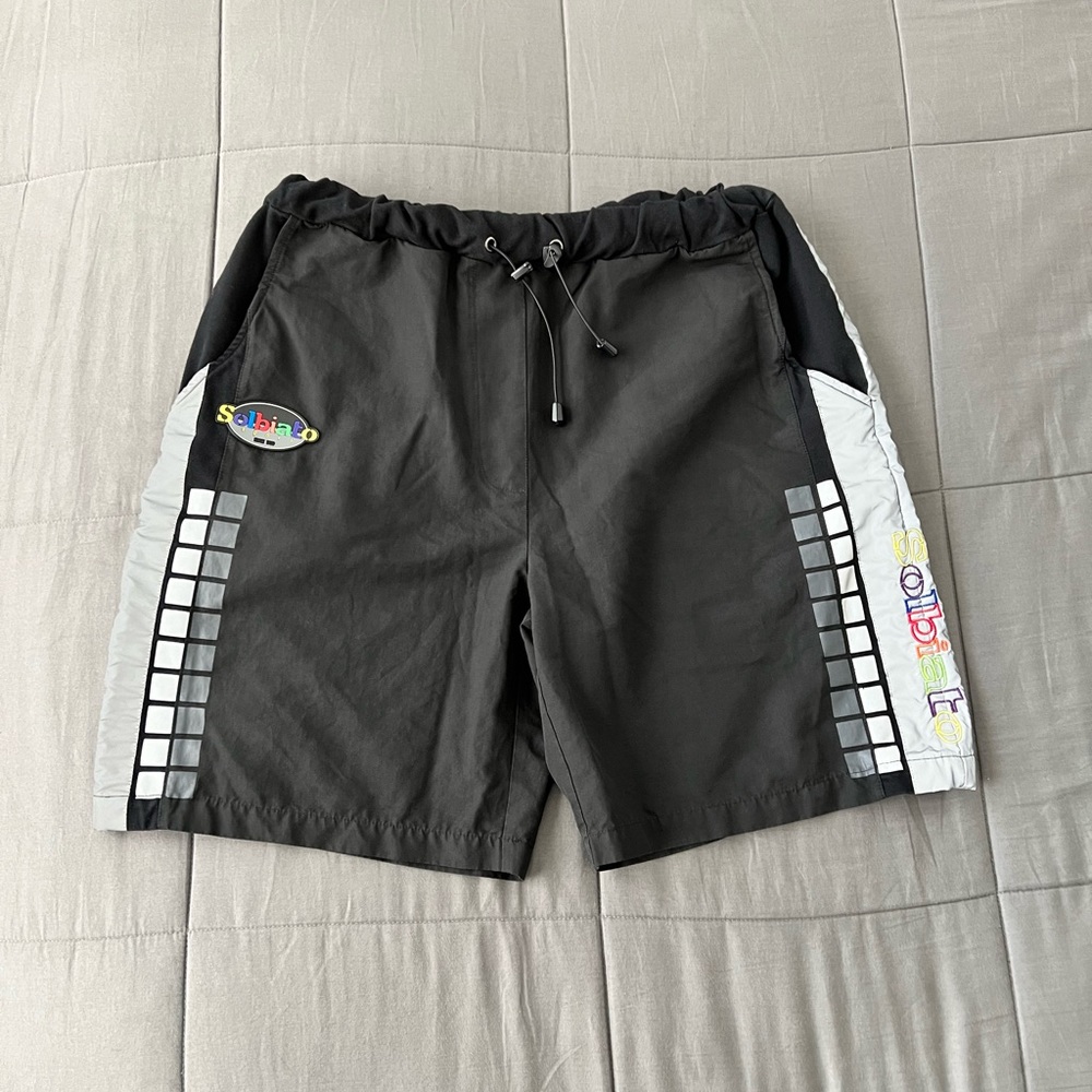 selling shorts